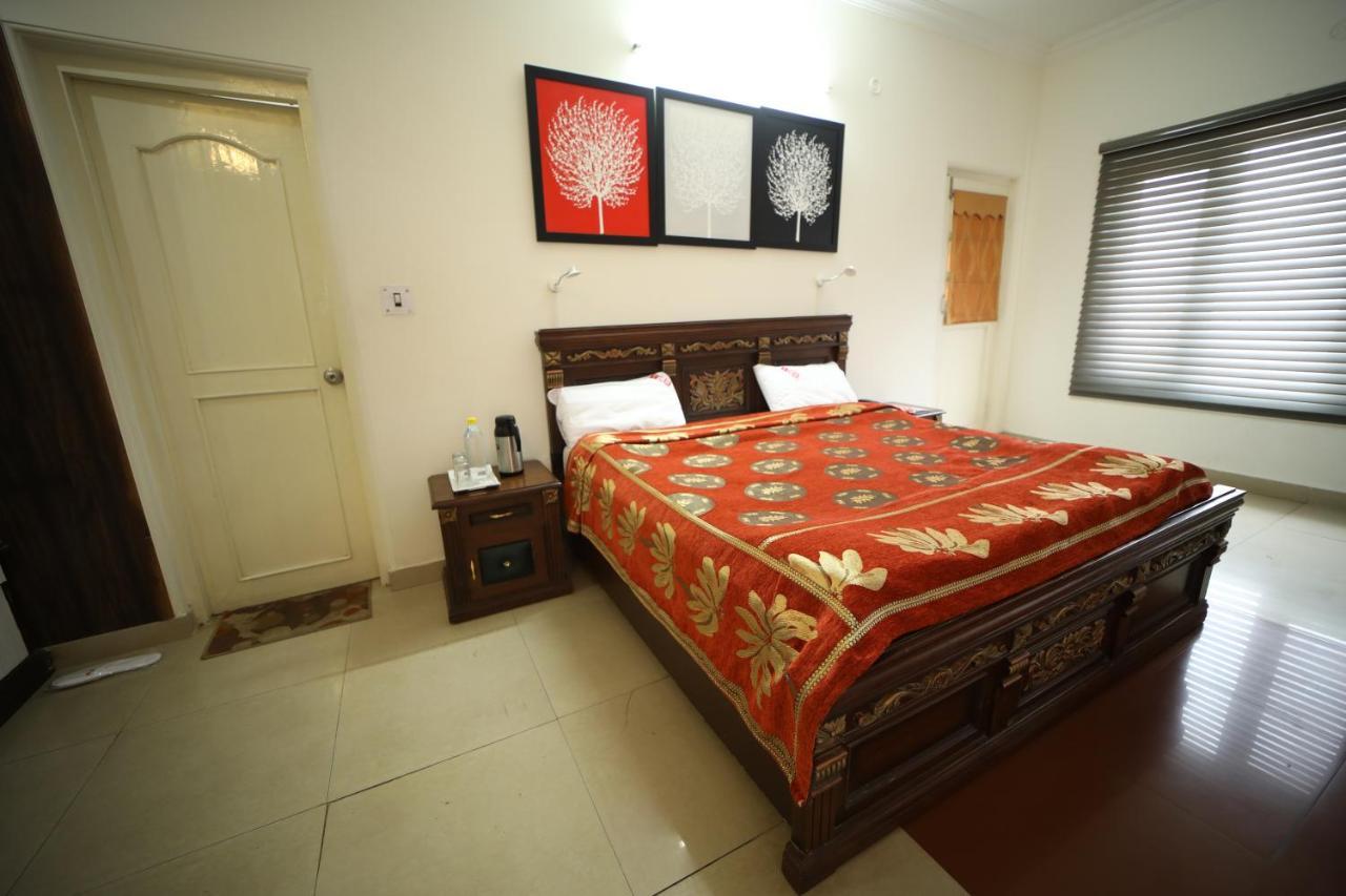 Tehri Club And Resort Chamba  Exteriör bild
