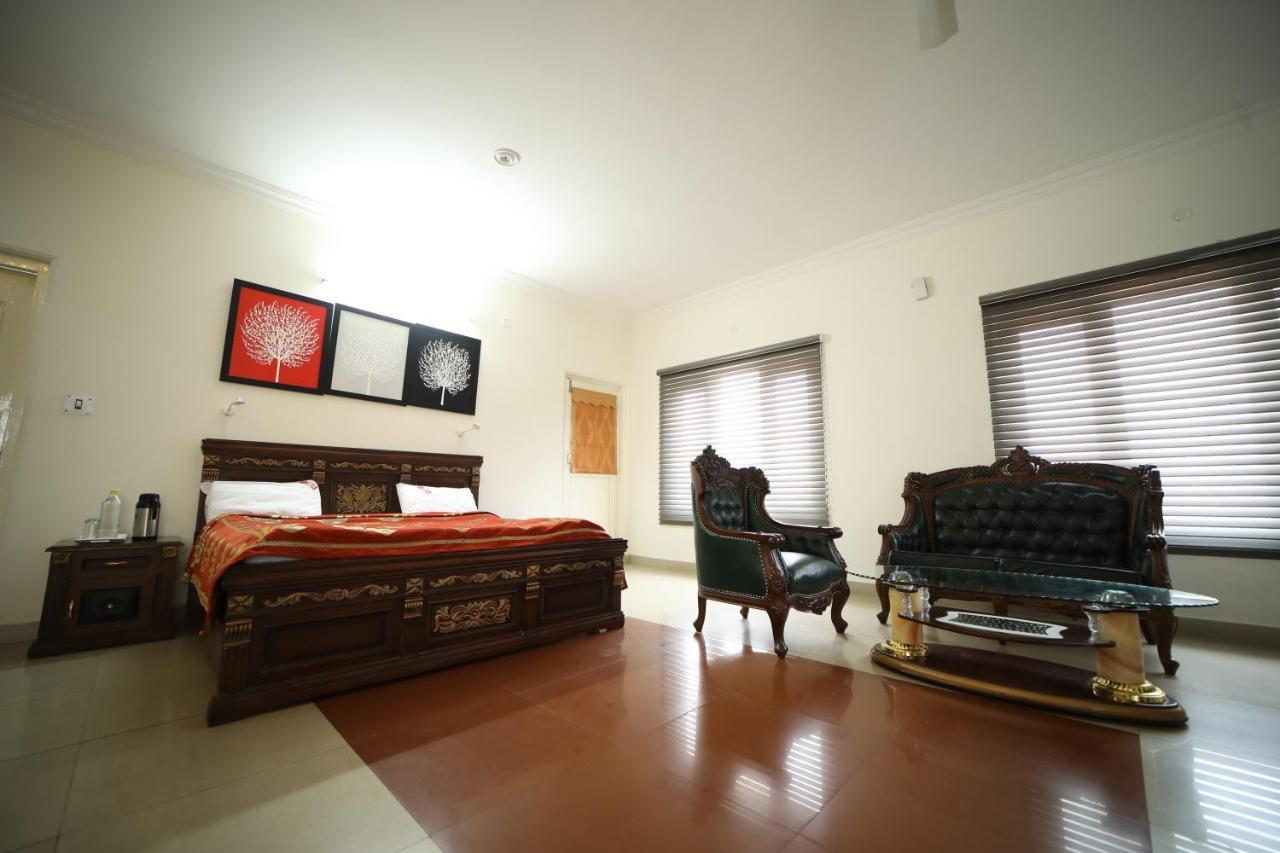 Tehri Club And Resort Chamba  Exteriör bild